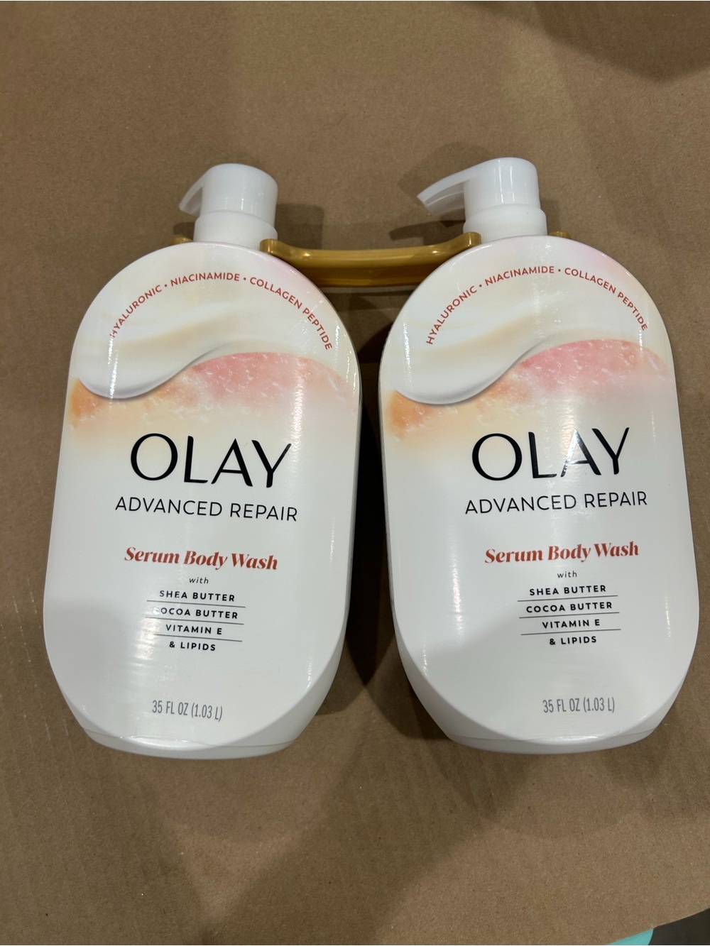 OLAY Advanced Repair Serum Body Wash - White with Peach Accent value pack